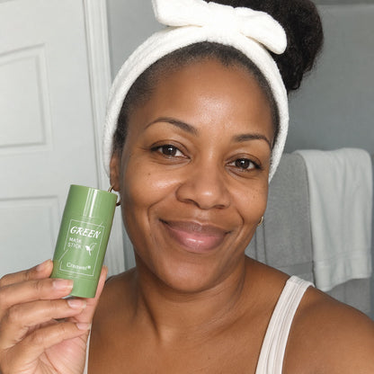 Creawel ®Clear Pores in 10 Minutes! The No-Mess Green Tea Stick for Flawless, Oil-Free Skin.